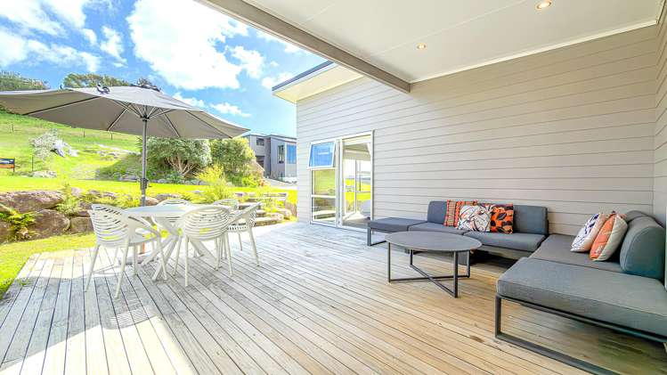 5 Ross Place Whiritoa_3