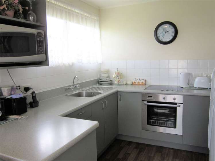 88 Thames Road Paeroa_15