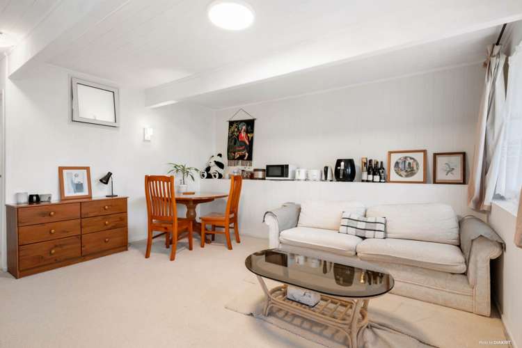 1/10 Heather Place Sunnynook_11