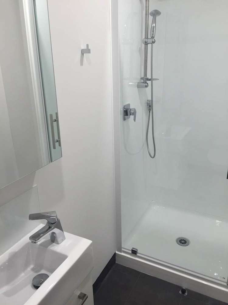 104d/160 Hobsonville Point Road Hobsonville_5