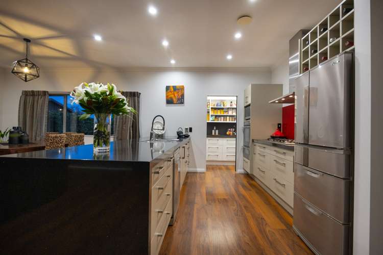 3 Riverstone Grove Hokowhitu_12