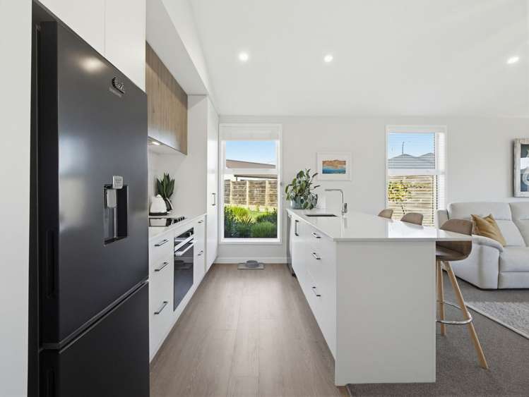 154/30 Bob Robertson Drive Woodend - Waimakariri_14