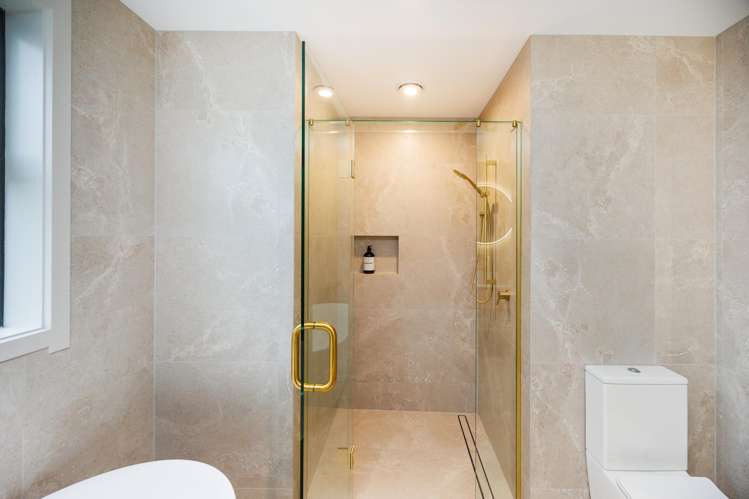 3 Waicola Drive Fitzherbert_18