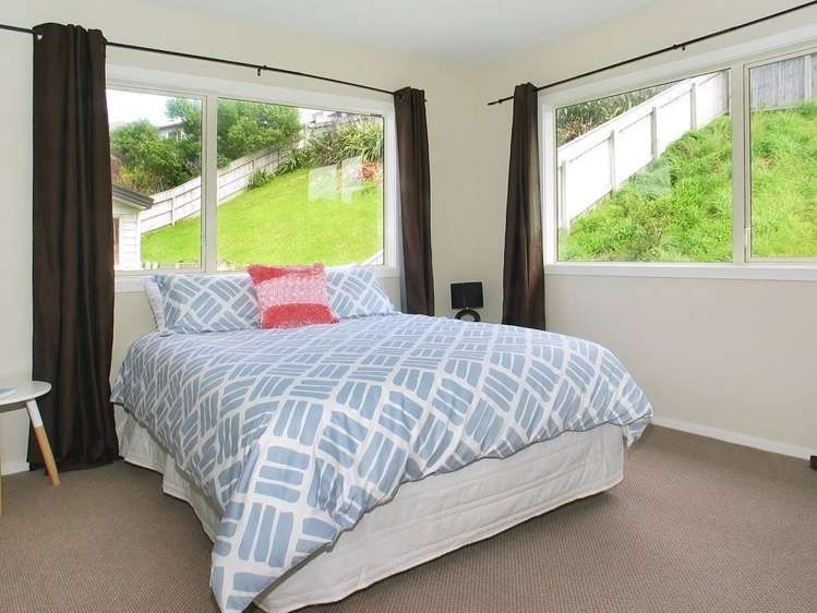 4 Dusky Crescent Aotea_15