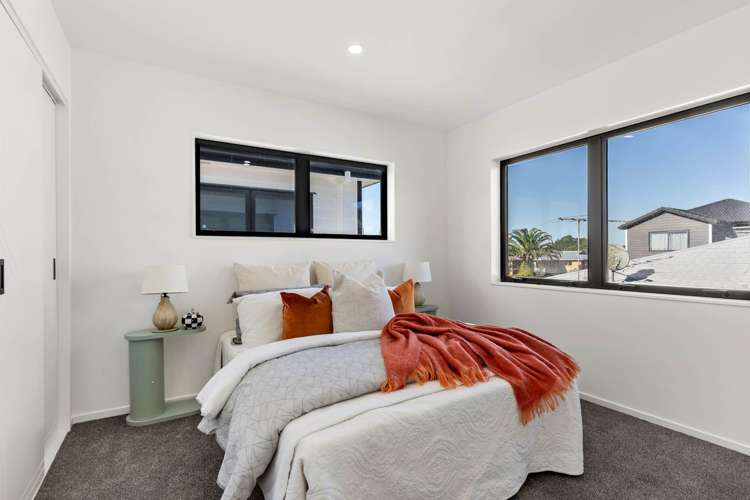 21b Borrowdace Avenue Botany Downs_16