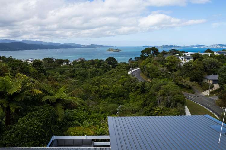 38 Akatea Road Korokoro_13
