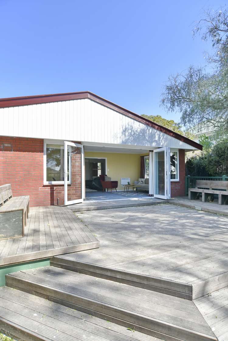 910 Avonside Drive Avondale_27