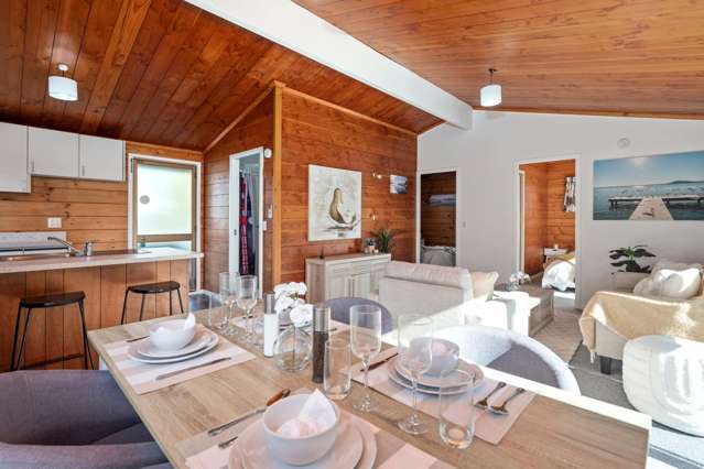 2 Cooper Avenue Holdens Bay_2