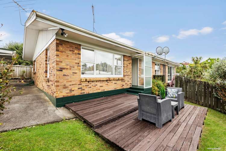 1/12 Broadview Place Howick_1