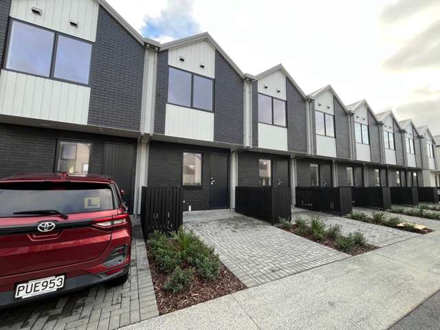 15/21 Makomako Drive Orewa_2