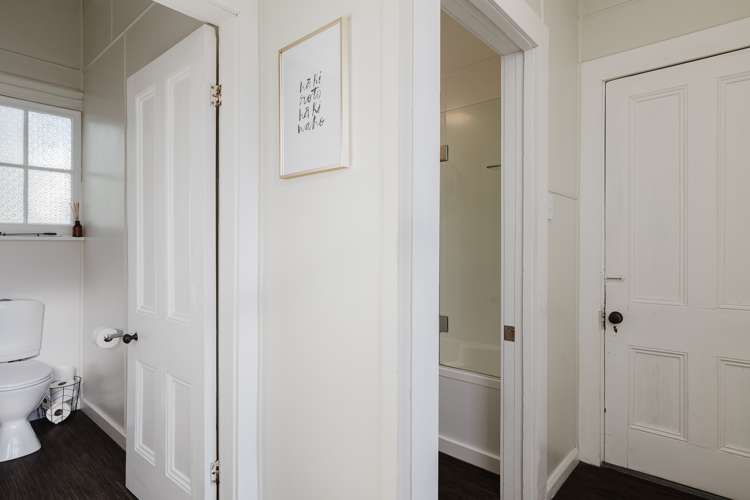 38 Waldegrave Street Palmerston North Central_17