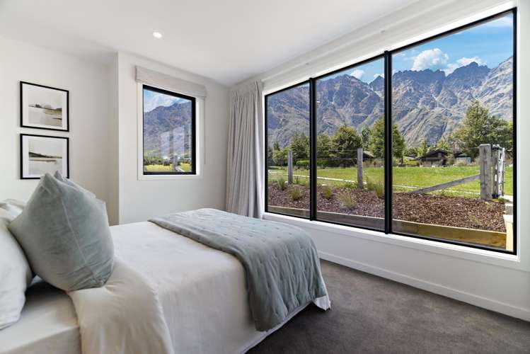 13 Taurus Lane Jacks Point_21