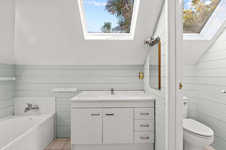 71 & 71A Perry Street Saint Albans_17