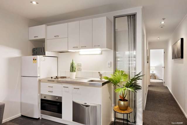 G04/430 Queen Street Auckland Central_4