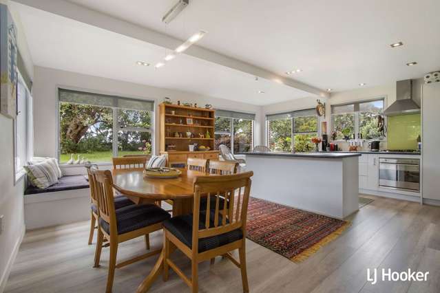 10 Roretana Drive Athenree_4