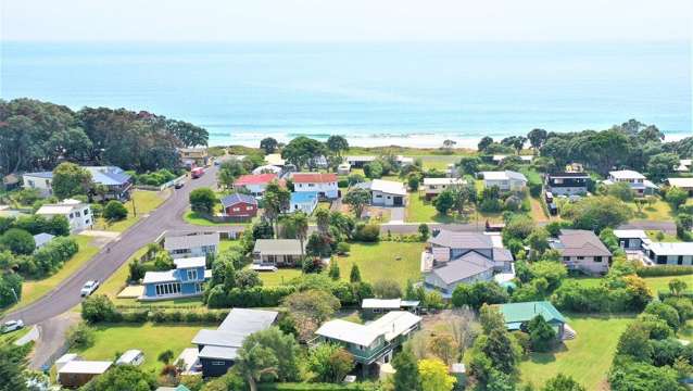 11 Fishermans Bend Whiritoa_1