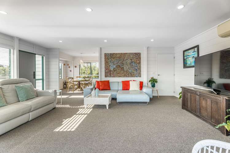 18 Huia Street Oneroa_2