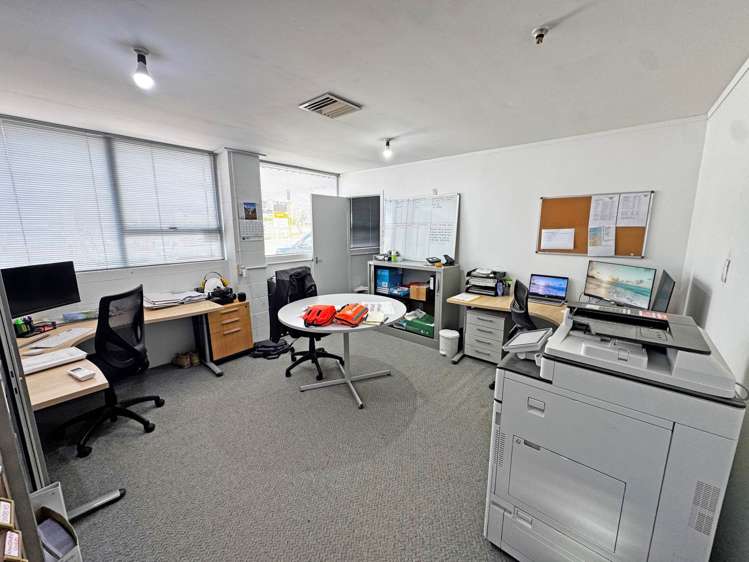 Unit 1/136 Marua Road Mt Wellington_9