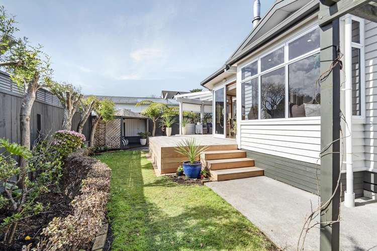 11 George Street New Plymouth Central_19