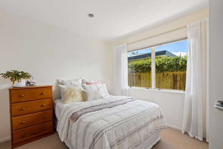 94 Lakeside Drive Orewa_10