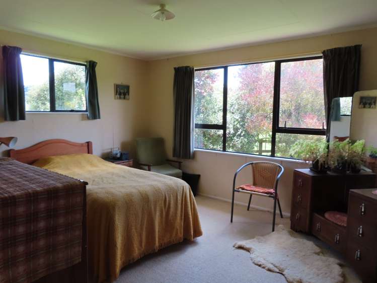 34 Short Road Pahiatua_6