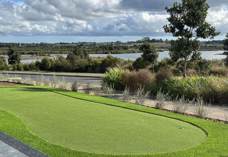 12 Emerald Avenue Karaka_16