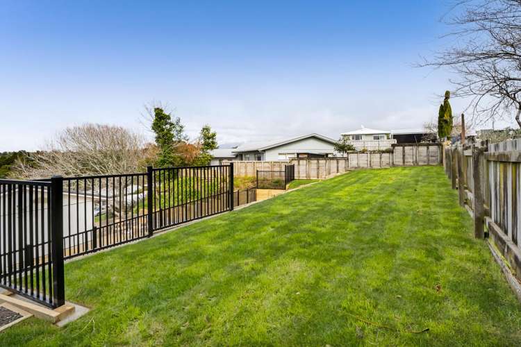 10 Fairview Place Westown_21