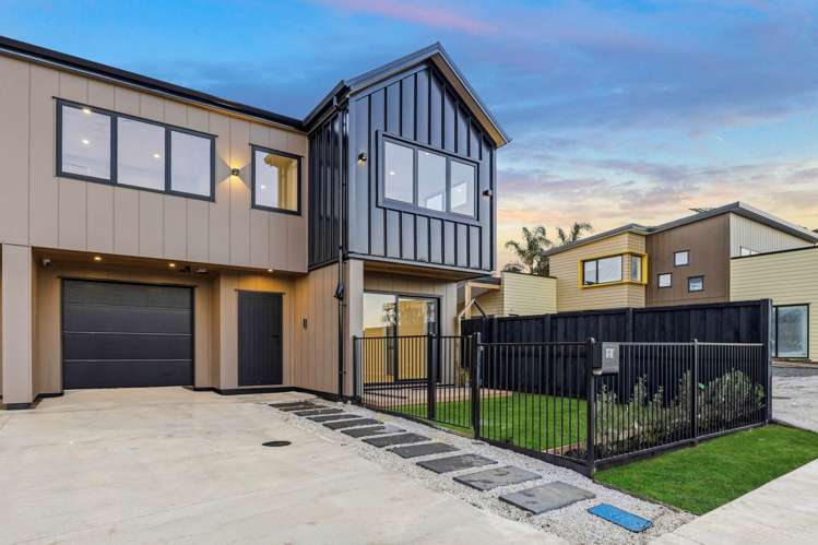 3/10 Graham Road Conifer Grove_16