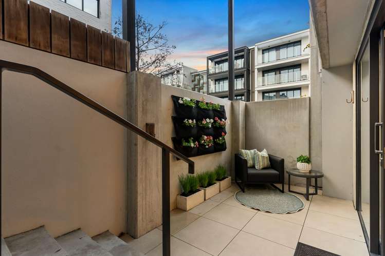 G01/30a Enfield Street Mount Eden_3