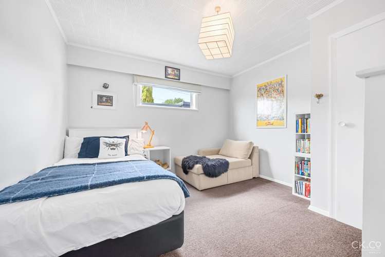 4 Richard Street Belmont_11