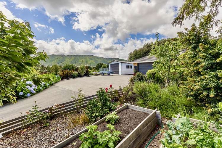 23 Jacks Bush Road Waikanae_28