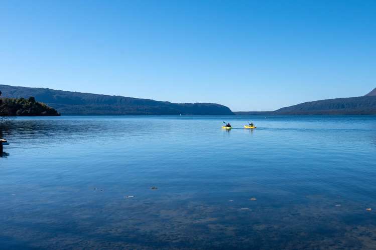 18 & 20 Te Toroa Drive Lake Tarawera_26