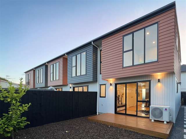 3/17 Rewarewa Road Te Atatu Peninsula_1