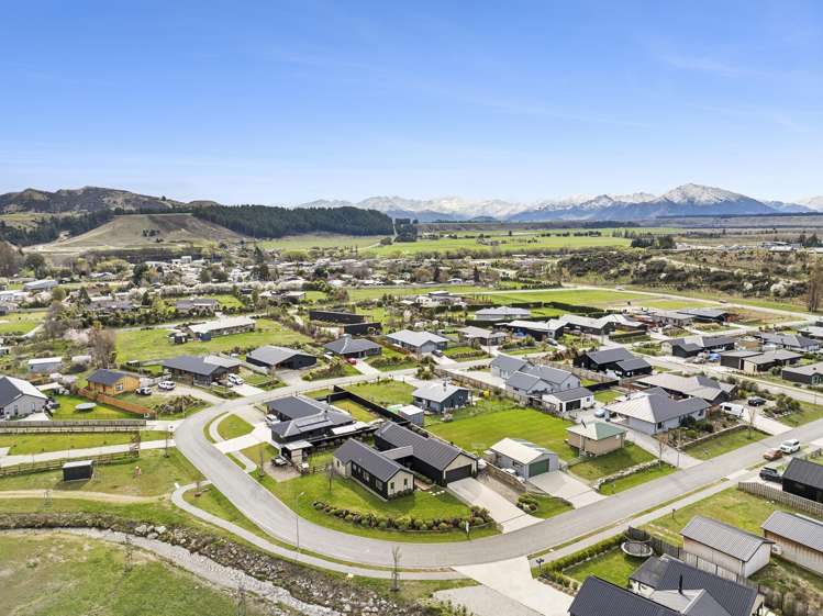 17 Cooper Crescent Luggate_23