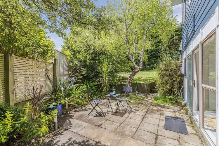 12 Florio Terrace Tawa_23