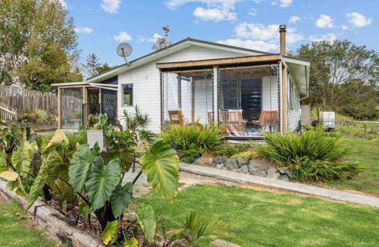 63a Brynderwyn Road, RD2 Maungaturoto_1