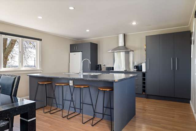 101 Albert Road Tokomaru_3