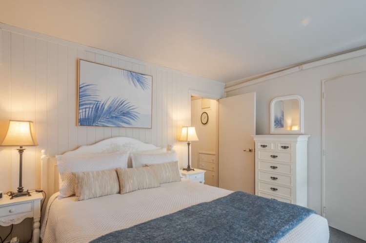 5f Church Street Akaroa_17