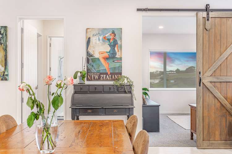 2 Tirohanga Crescent Stanmore Bay_8