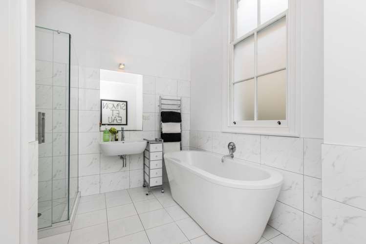 1 Hastings Parade Devonport_10