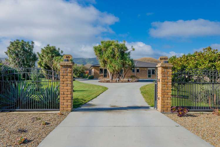 40 Titoki Road Waikanae Beach_19