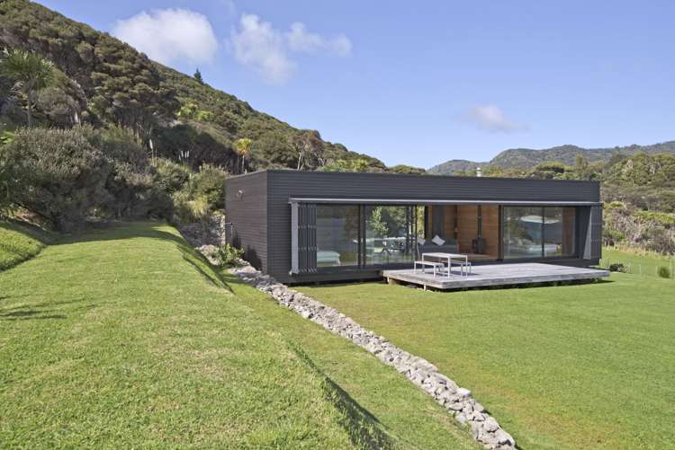 75 Greenside Road, Medlands Beach Great Barrier Island_10