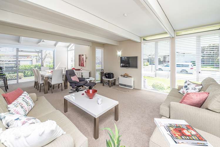 3 Exeter Crescent Springvale_8