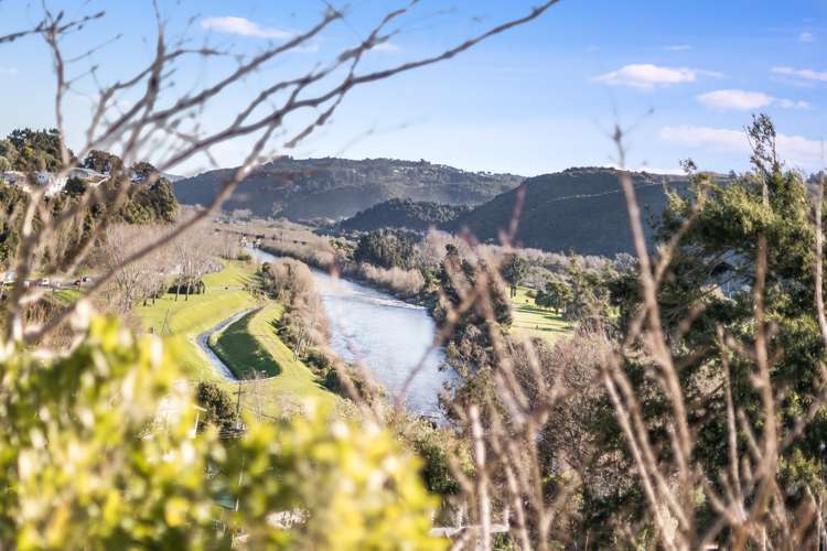 16 Manor Drive Stokes Valley_24