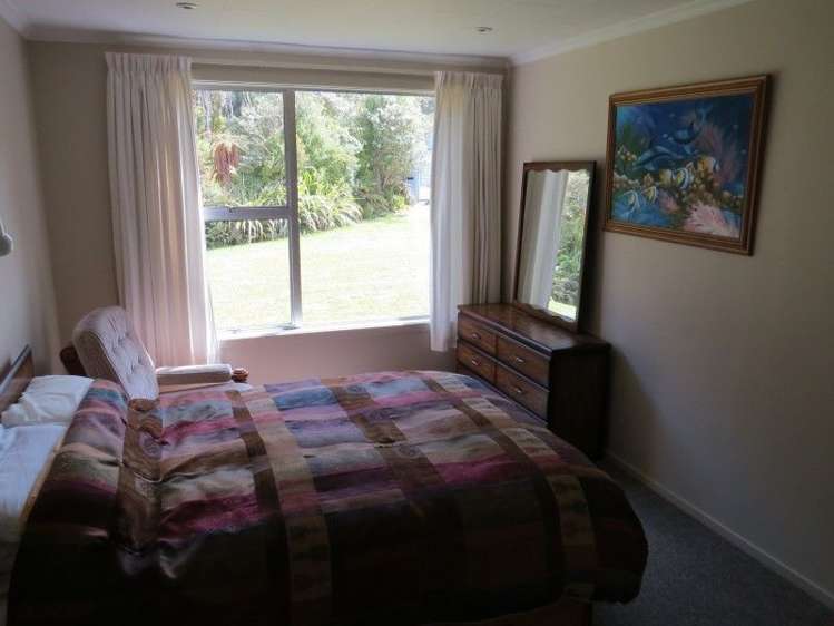 343 Back Road Stewart Island/Rakiura_16