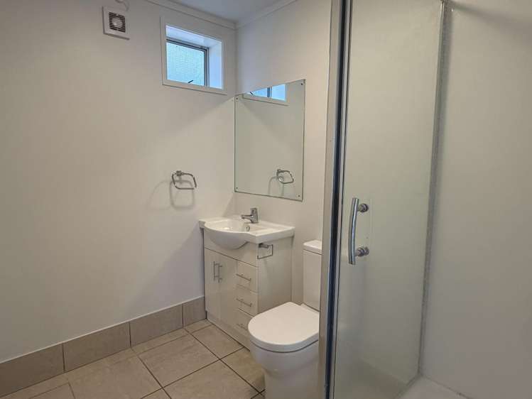 5 Ely Place 11217_16