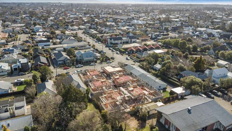 2/14 Gordon Avenue_1
