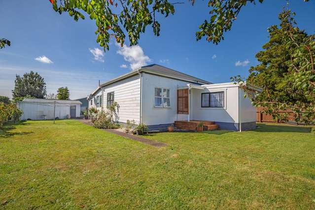 Private Family Living on 931m2