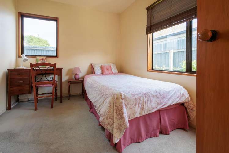 2/62 Hawkesbury Avenue St Albans_17