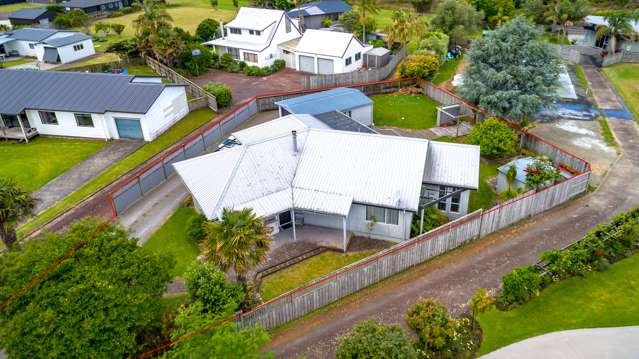13 Willow Grove Tairua_1